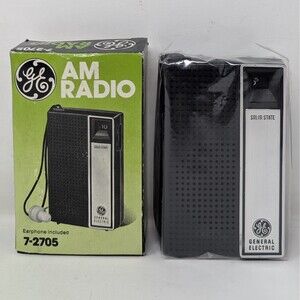 Vintage General Electric GE AM Transistor Radio 7-2705 Solid State New In Box